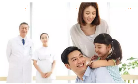 擁有強(qiáng)烈的健康保險(xiǎn)意識(shí)全家幸福