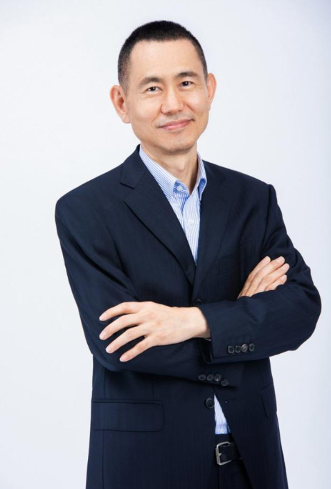 保持敏銳，心懷溫暖，做數(shù)字時(shí)代健康管理先行者 ——訪1988級(jí)碩士校友、國(guó)康健康董事長(zhǎng)楊華山